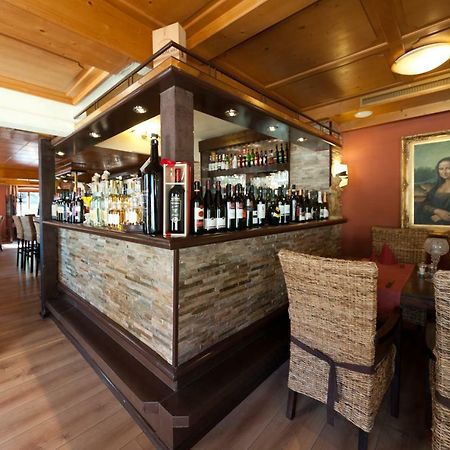 Hotel Gruner Baum Линдау Экстерьер фото
