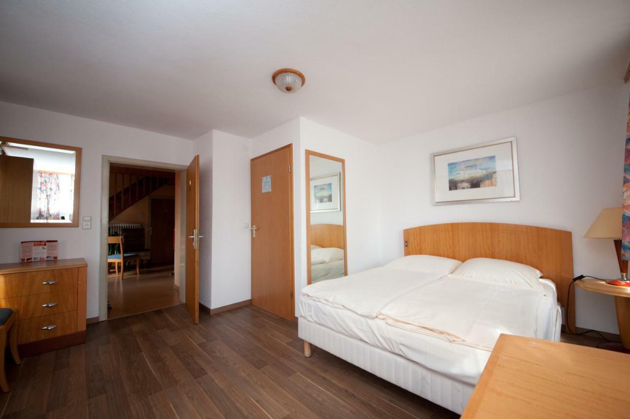 Hotel Gruner Baum Линдау Экстерьер фото